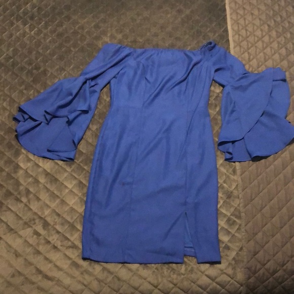 Off the shoulder dress - Picture 4 of 7